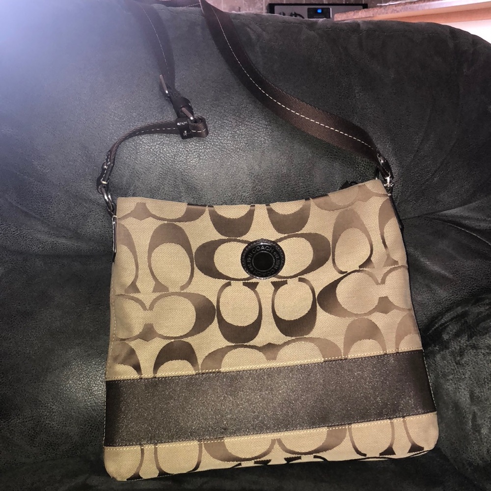 brown coach purse